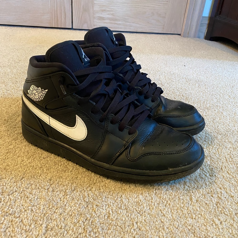 2018 Air Jordan 1 Mid 'Speckle' size 9
